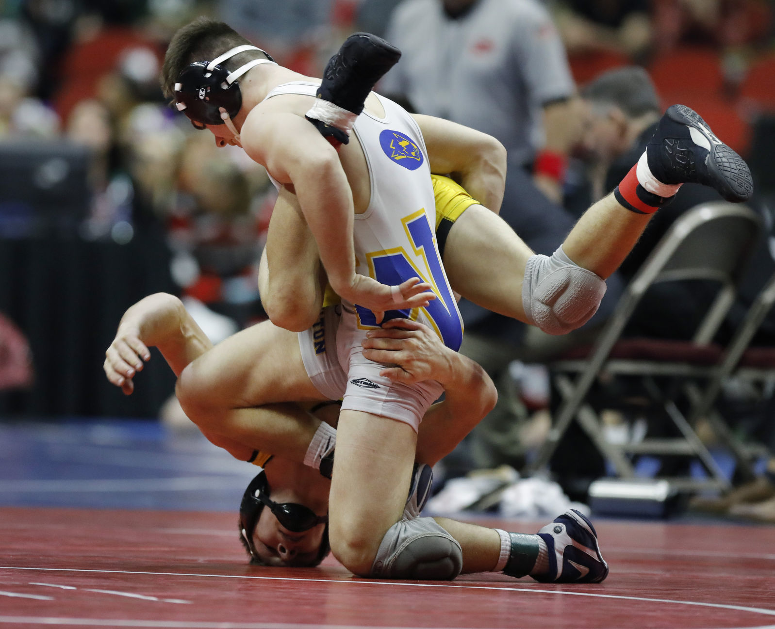 021718mp-st-wrestling1A-152-2